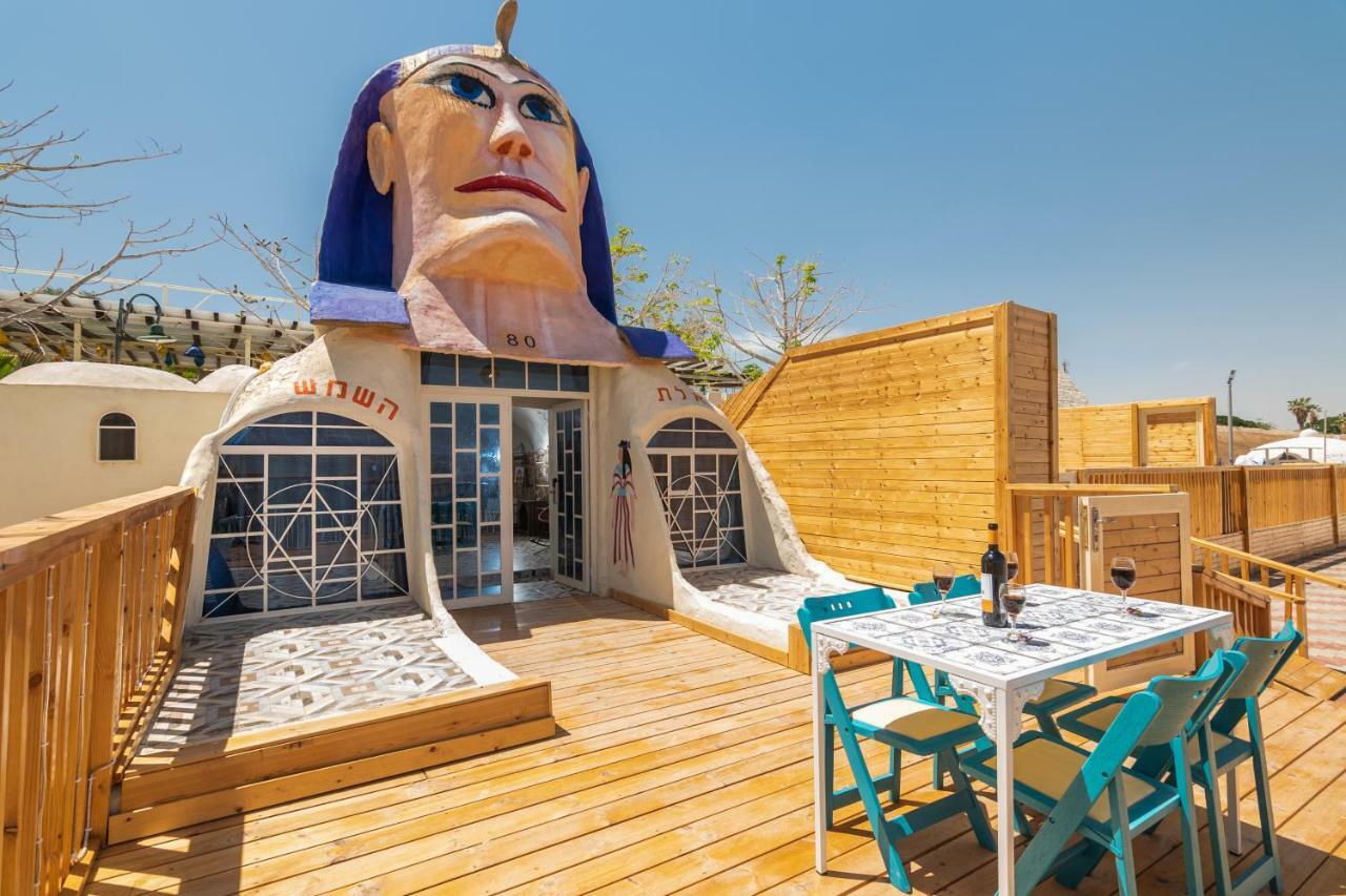 Hotel The Dream Compound- By Biankini Kalia Exterior foto