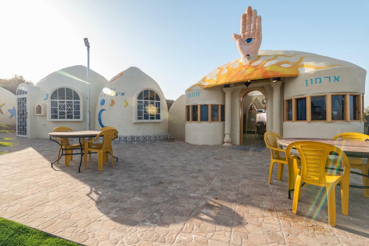Hotel The Dream Compound- By Biankini Kalia Exterior foto