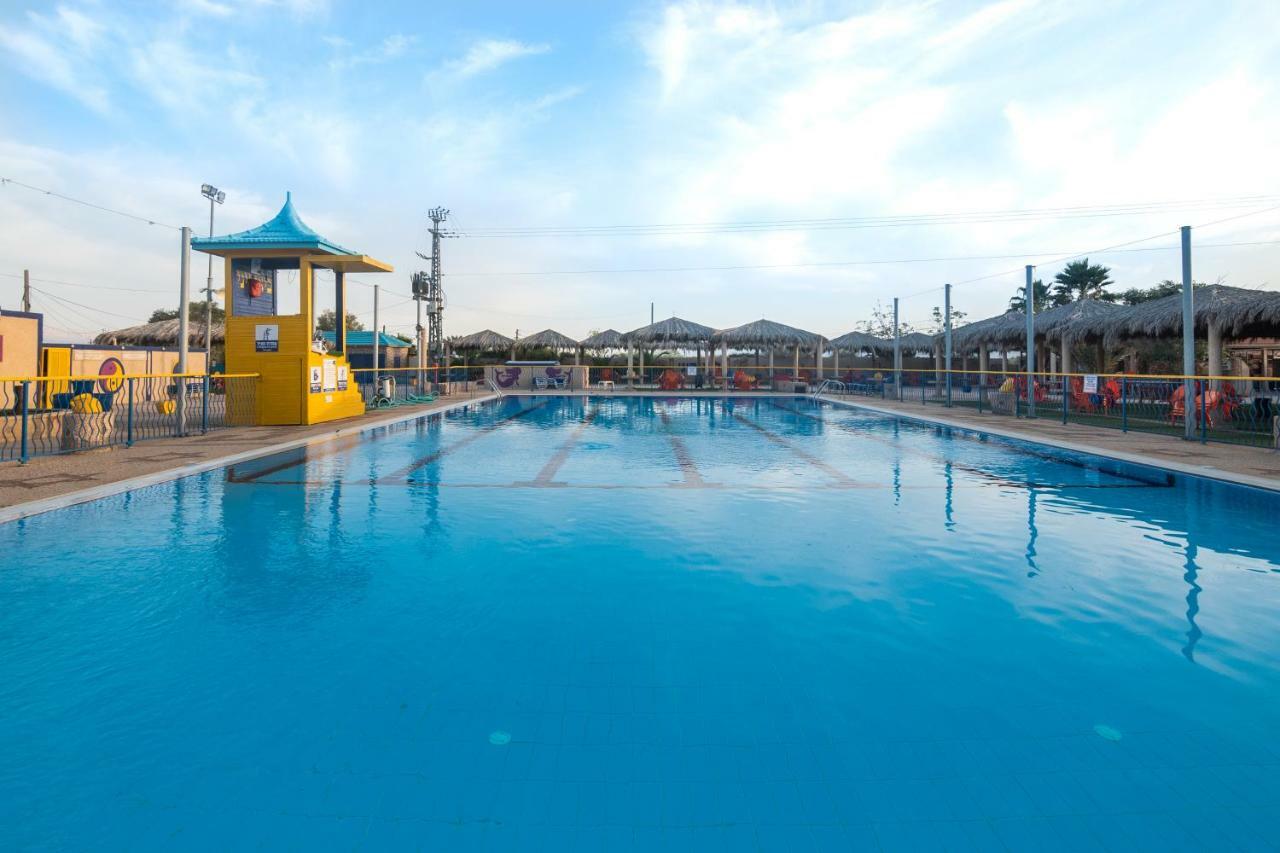 Hotel The Dream Compound- By Biankini Kalia Exterior foto