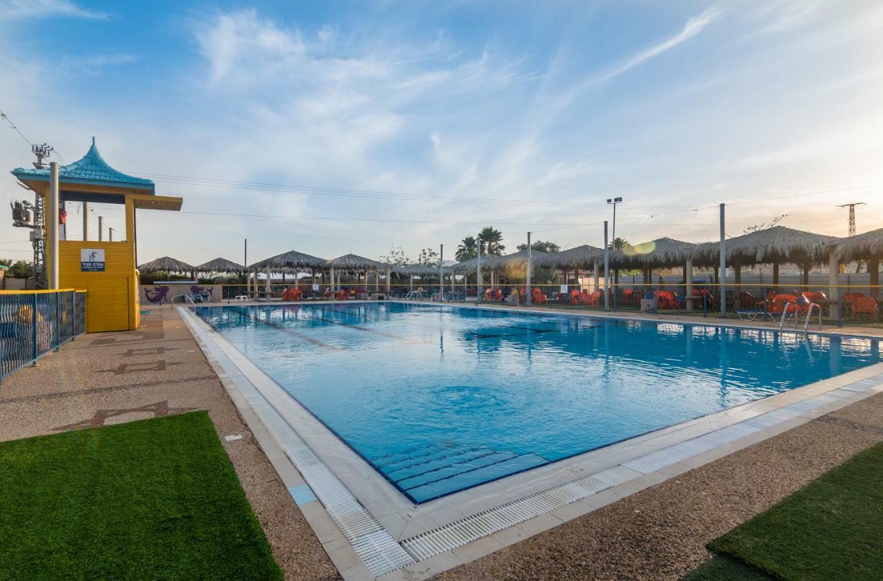 Hotel The Dream Compound- By Biankini Kalia Exterior foto